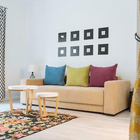 City Center - Quinet Large Apartment บูคาเรสต์ ภายนอก รูปภาพ