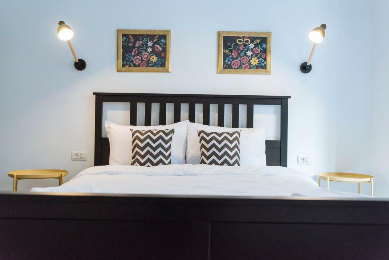 City Center - Quinet Large Apartment บูคาเรสต์ ภายนอก รูปภาพ