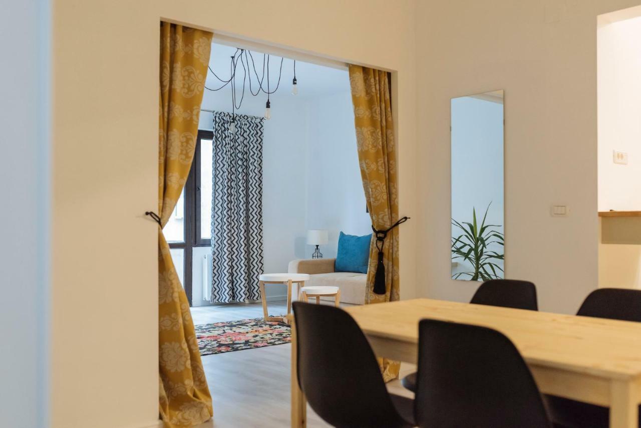 City Center - Quinet Large Apartment บูคาเรสต์ ภายนอก รูปภาพ