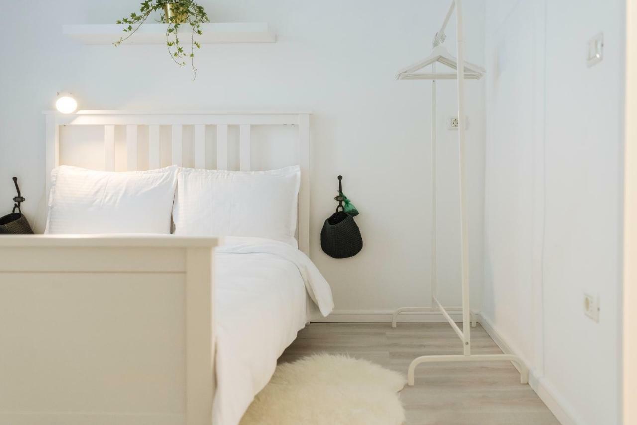 City Center - Quinet Large Apartment บูคาเรสต์ ภายนอก รูปภาพ