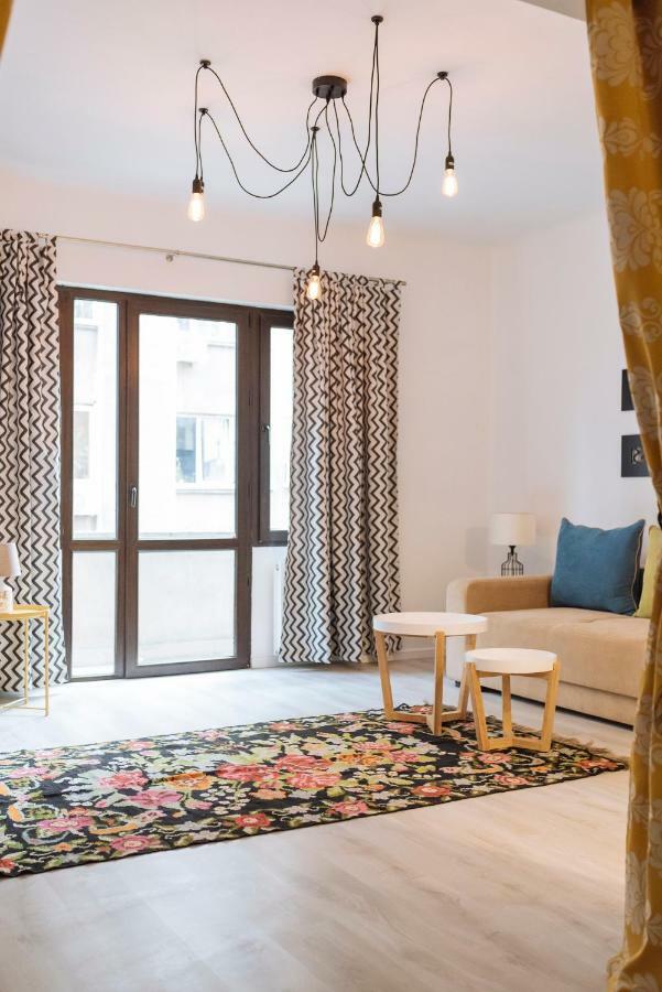City Center - Quinet Large Apartment บูคาเรสต์ ภายนอก รูปภาพ
