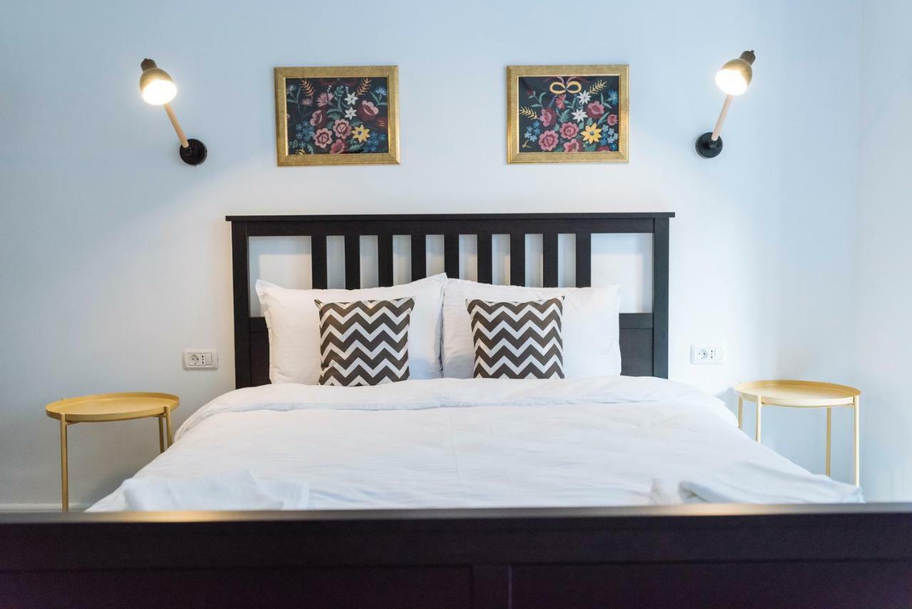 City Center - Quinet Large Apartment บูคาเรสต์ ภายนอก รูปภาพ