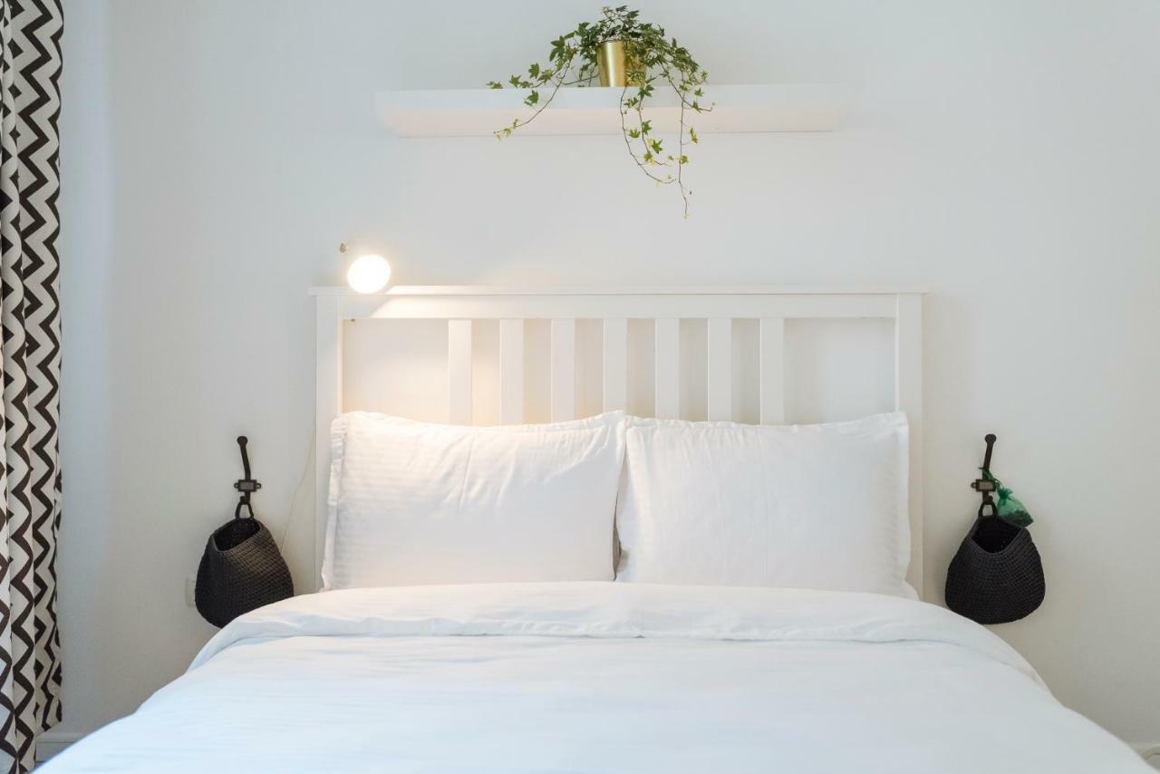 City Center - Quinet Large Apartment บูคาเรสต์ ภายนอก รูปภาพ